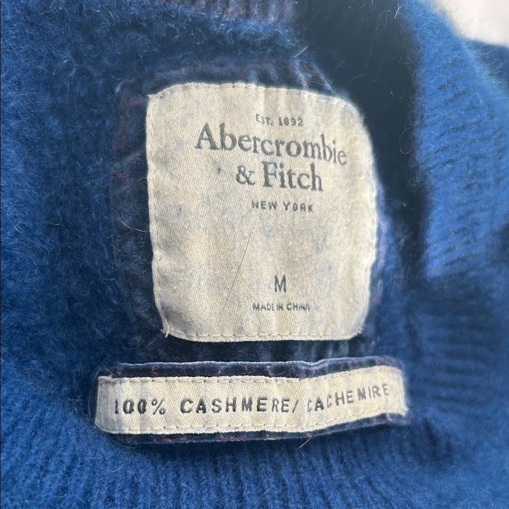 Abercrombie & Fitch Women's Deep Blue Crew Neck Sweater - Picture 2 of 3